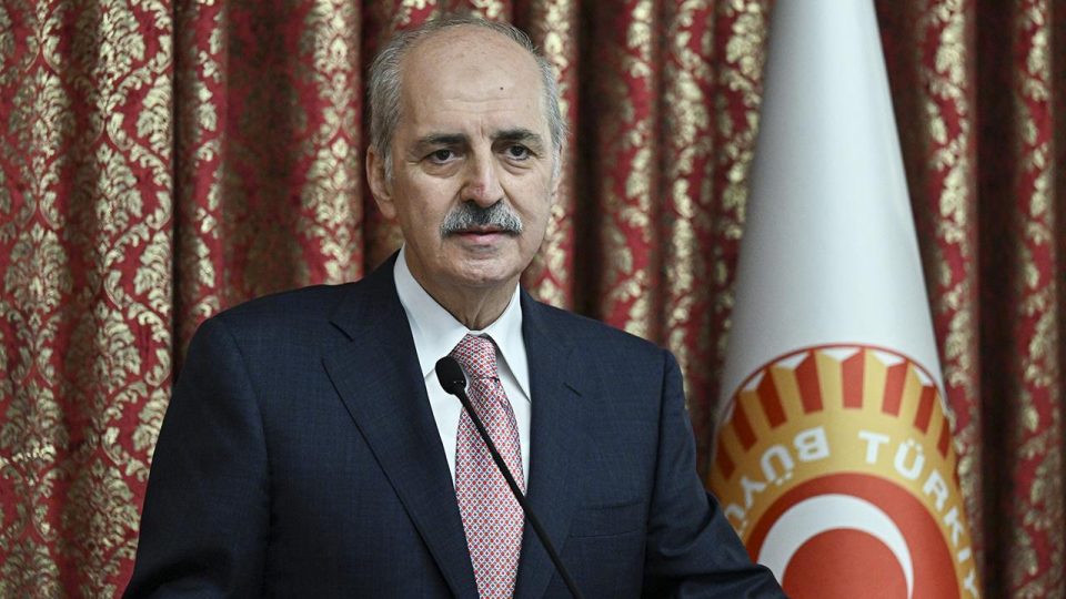 TBMM Başkanı Kurtulmuş, milli güreşçi Ali Cengiz’i kutladı