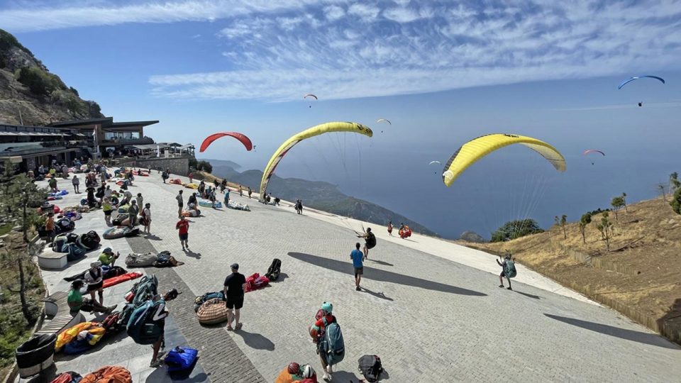 Yamaç Paraşütü Dünya Akro Kupası Süper Finali Fethiye’de başladı