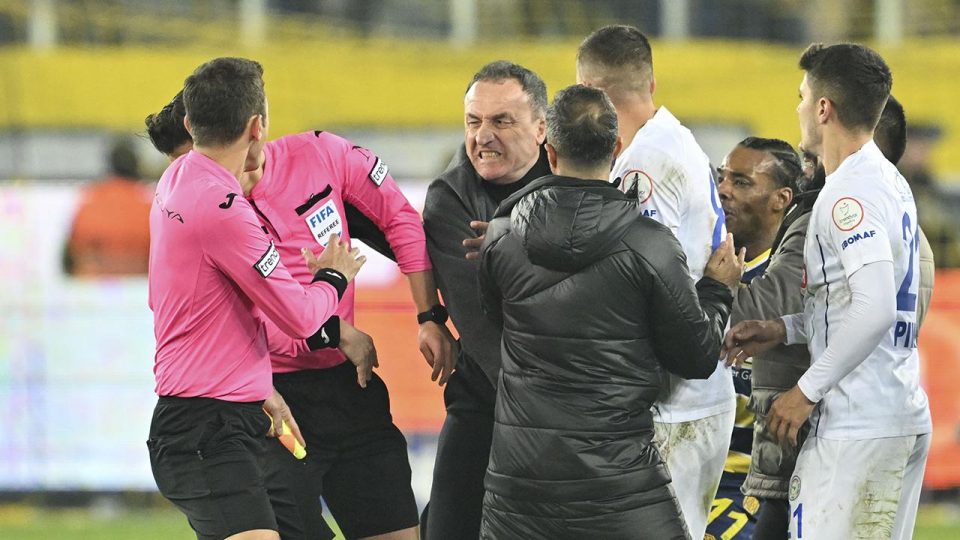 Merkez Hakem Kurulu kınama mesajı yayımladı